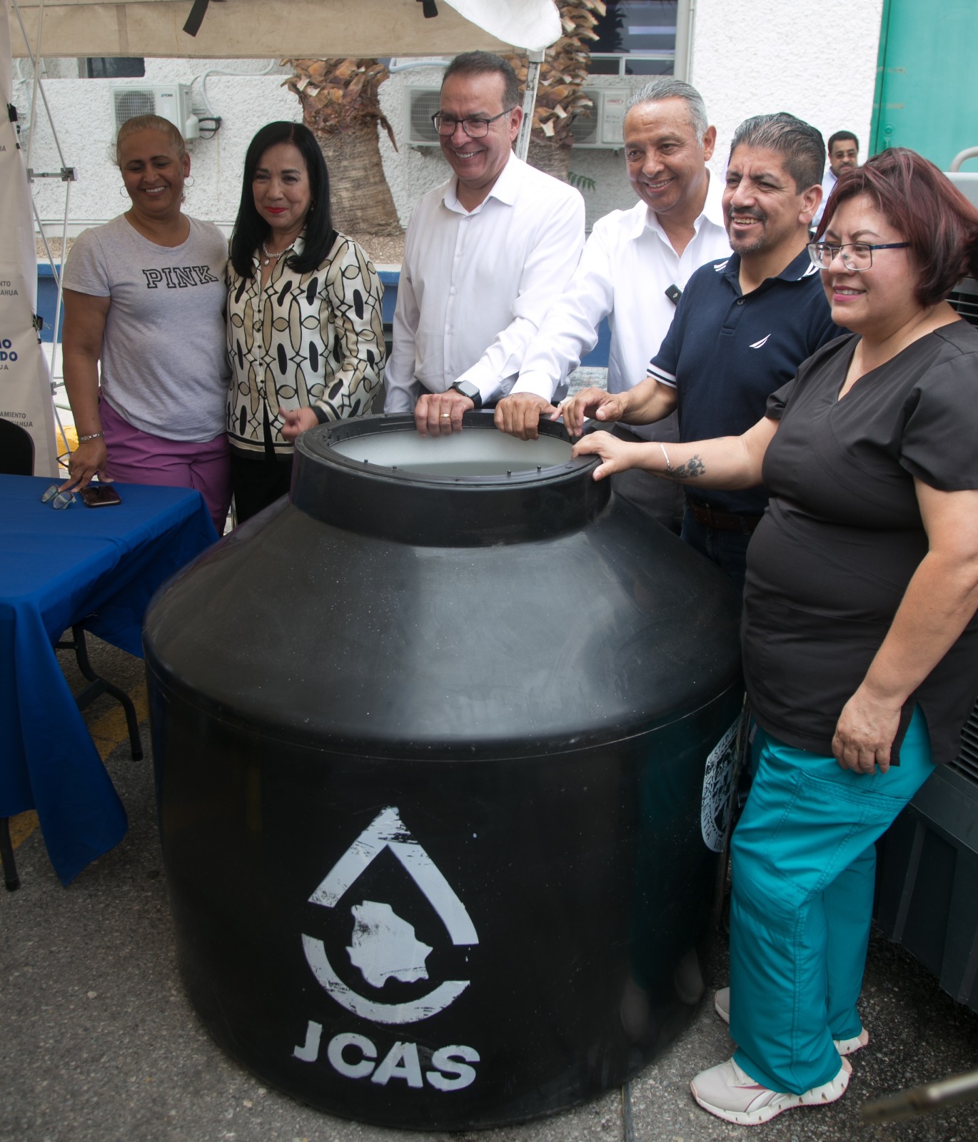 Entrega la JCAS tinacos a las estancias infantiles de Juárez – De Gente ...