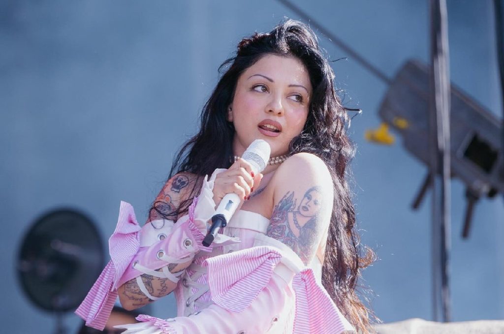 Mon laferte concierto jimmy kimmel